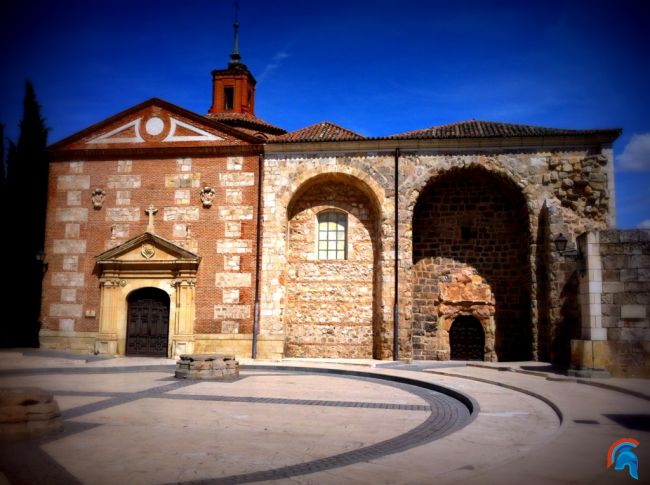 Pareja fecha azotar cerca de Alcalá de Henares Pareja fecha azotar cerca de Alcalá de Henares