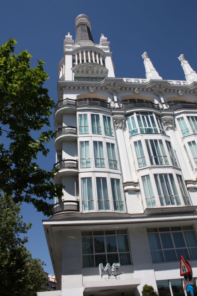 Edificio Hotel Reina Victoria