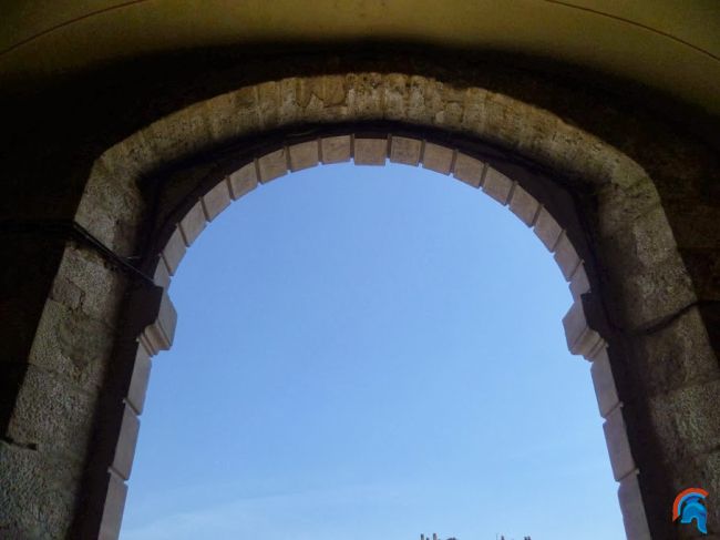 Recinto amurallado, Portal del Pont. Solsona.