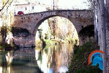 Puente sobre el río Tajo en Trillo