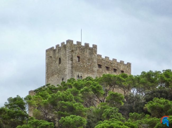 El Castillo De La Roca