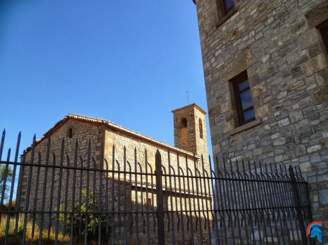 Castillo de La Curullada e iglesia de Sant Pere