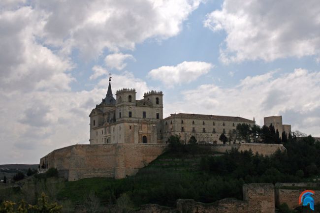 monasterio de uclés donde fue enterrado el conde Álvaro núñez de lara.jpg