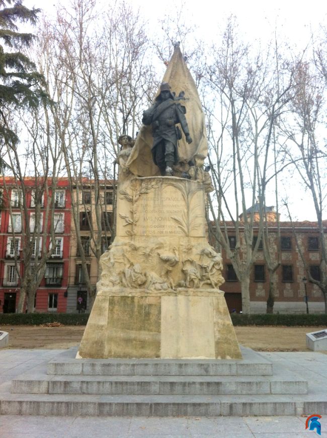Estatua del cabo Luis Noval Ferrao