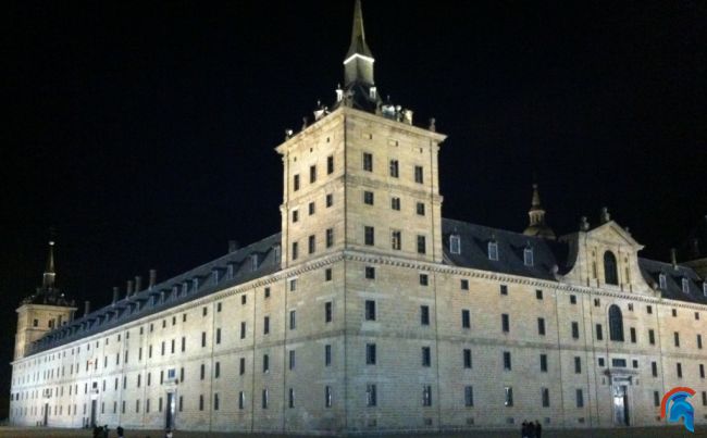monasterio de el escorial noche  (4).jpg