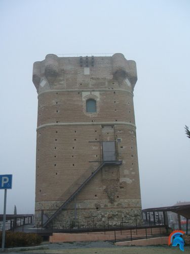 castillo arroyomolinos 1.jpg