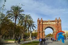 arco del triunfo barcelona (1).jpg