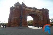 arco del triunfo barcelona (13).jpg