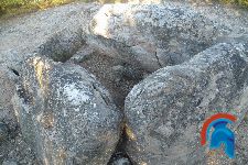 dolmen de los tres reyes (1).jpg