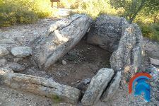 dolmen de los tres reyes (9).jpg